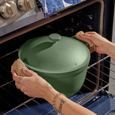 Ceramic Nonstick Stock Pot, Green 5.5 Qt with Lid & Wooden Spoon, Everyday Cookware